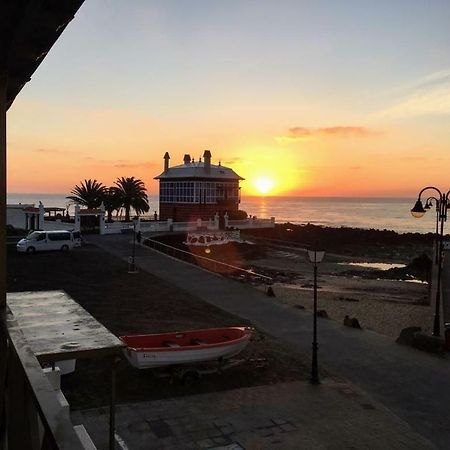 Apartamento El Muelle Arrieta  Exteriör bild