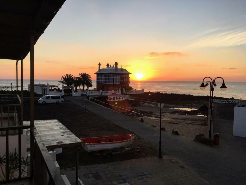Apartamento El Muelle Arrieta  Exteriör bild